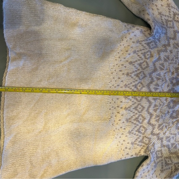 Cutest Scandinavian sweater size M - Picture 3 of 6